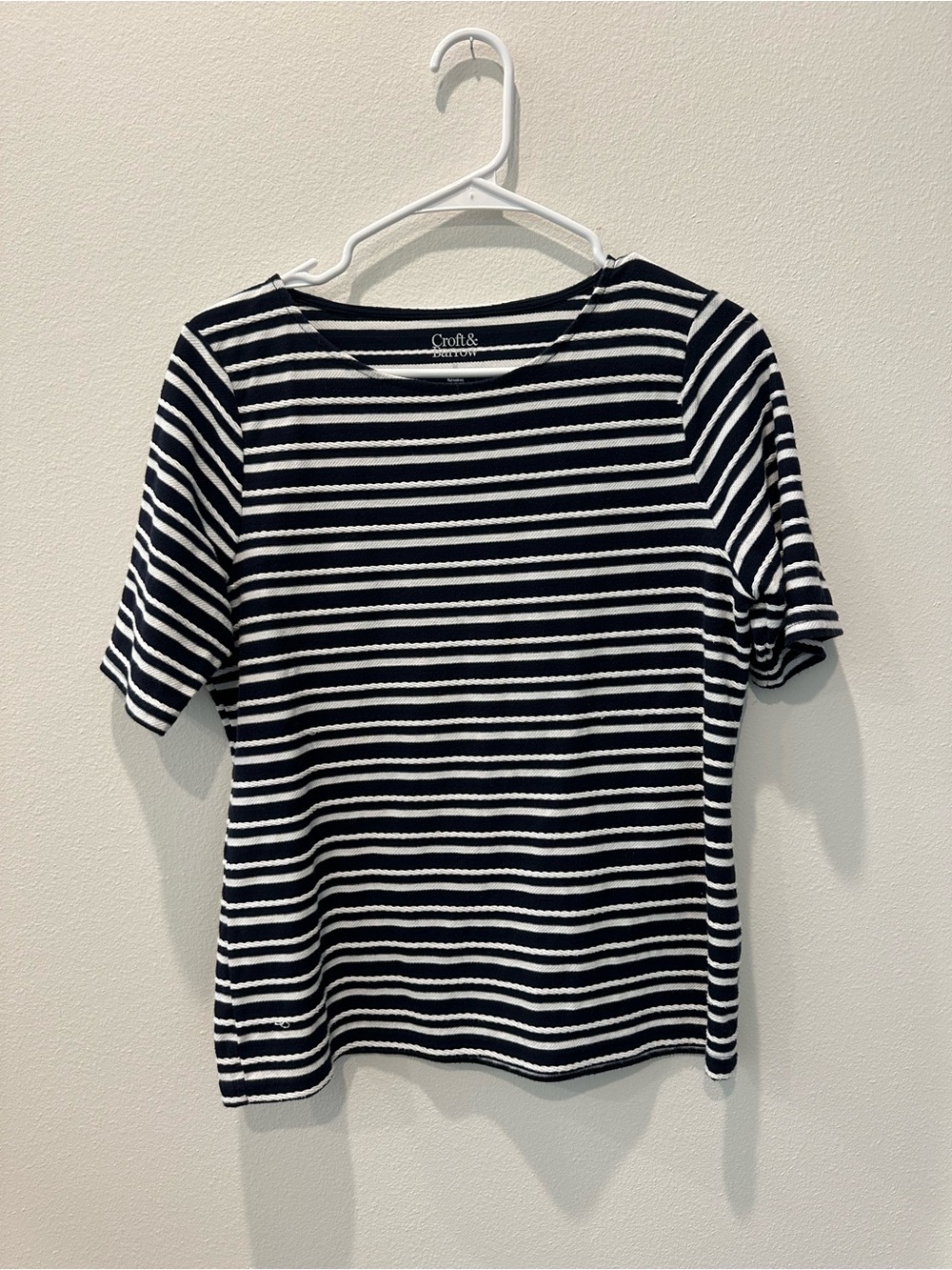Croft & Barrow Navy & White Striped Women’s Tee